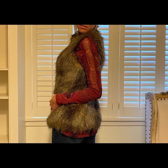 Rachel Zoe faux fur vest - Picture 6 of 10